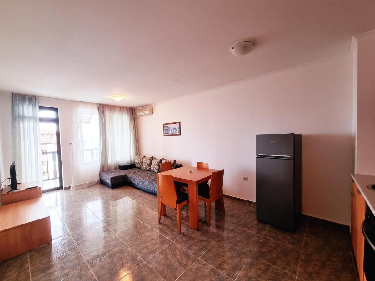 Modern 1Bd At Watermill Apartment Complex Święty Włas Zewnętrze zdjęcie