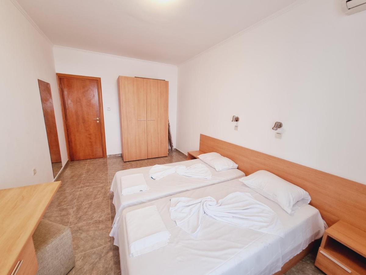 Modern 1Bd At Watermill Apartment Complex Święty Włas Zewnętrze zdjęcie