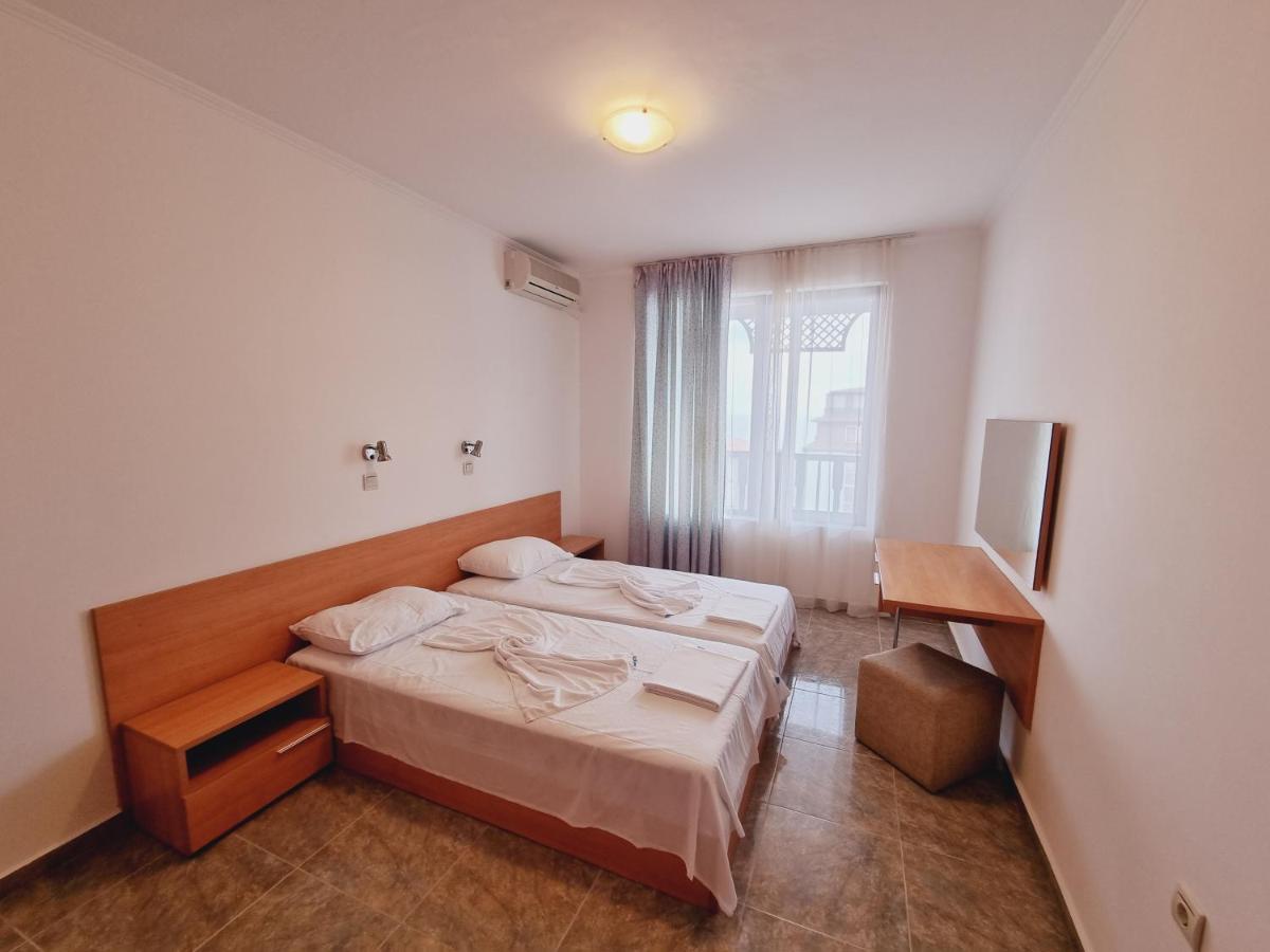 Modern 1Bd At Watermill Apartment Complex Święty Włas Zewnętrze zdjęcie