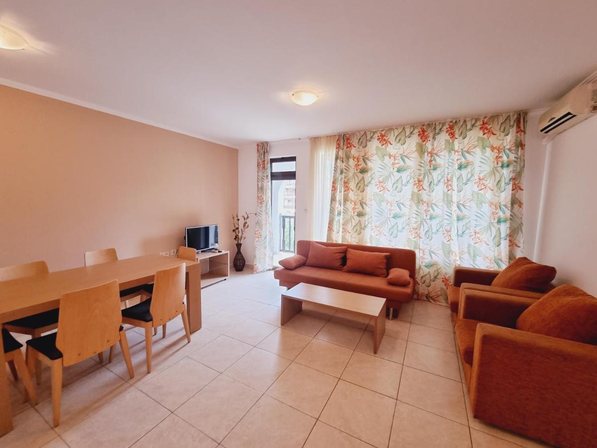 Modern 1Bd At Watermill Apartment Complex Święty Włas Zewnętrze zdjęcie